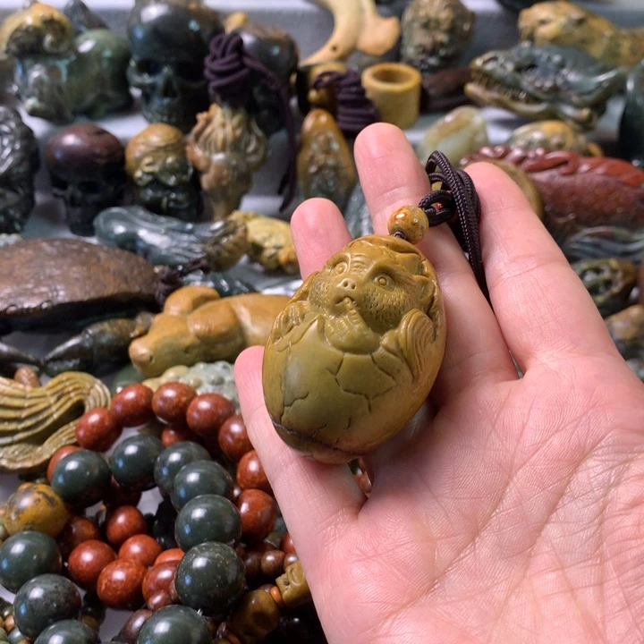 未镶嵌岫岩河磨玉（透闪石质玉）笔搁