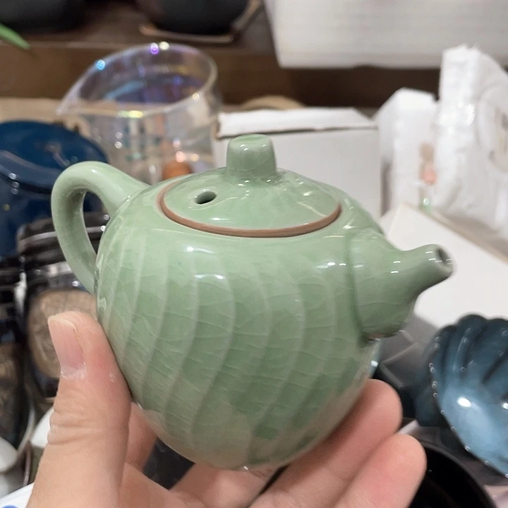 陶瓷茶具全部清清完回家过年