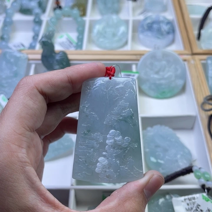 翡翠未镶嵌颈饰281
