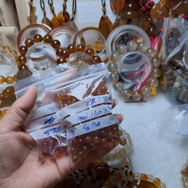 久***旺玛瑙/玉髓未镶嵌颈饰003