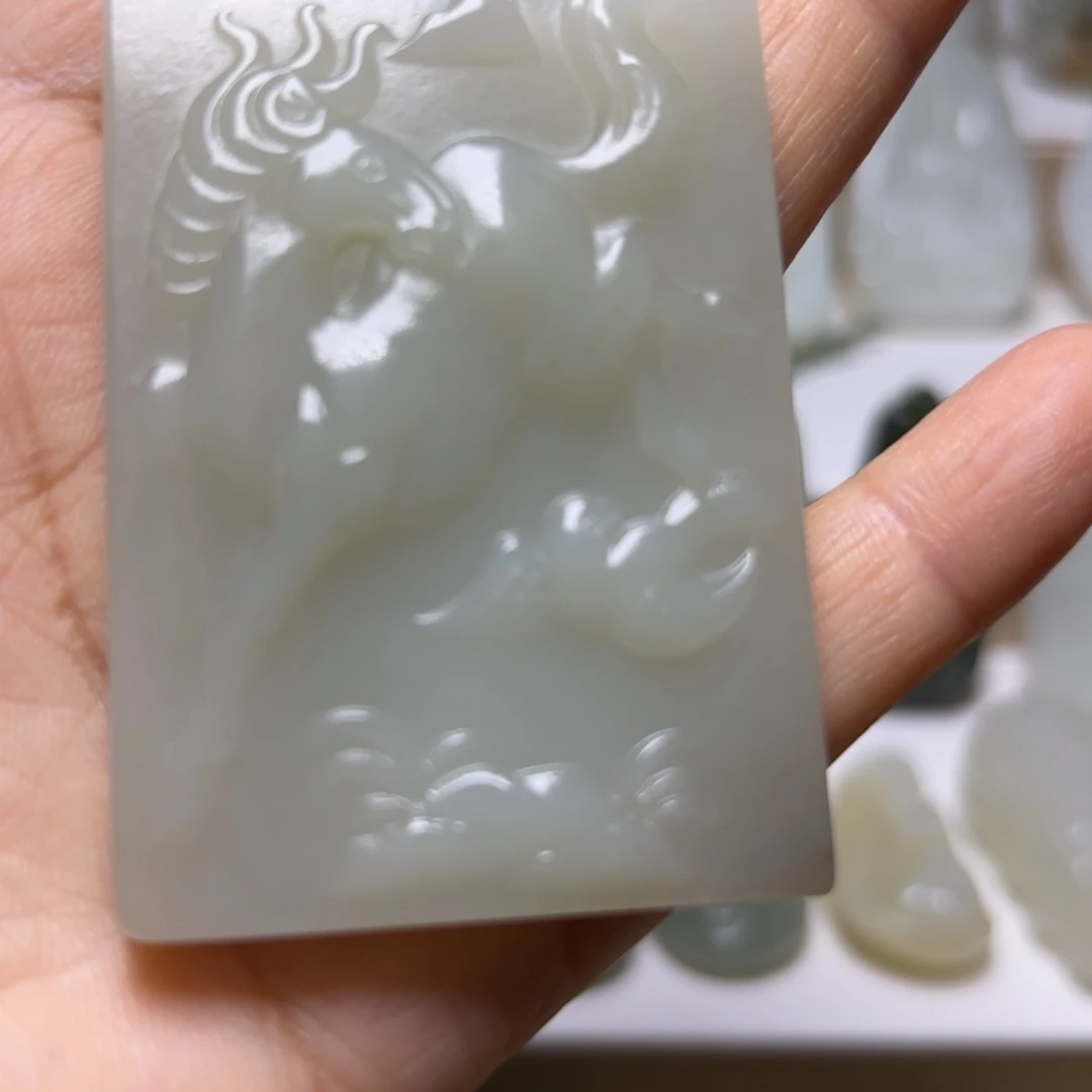 和田玉（糖玉）未镶嵌颈饰