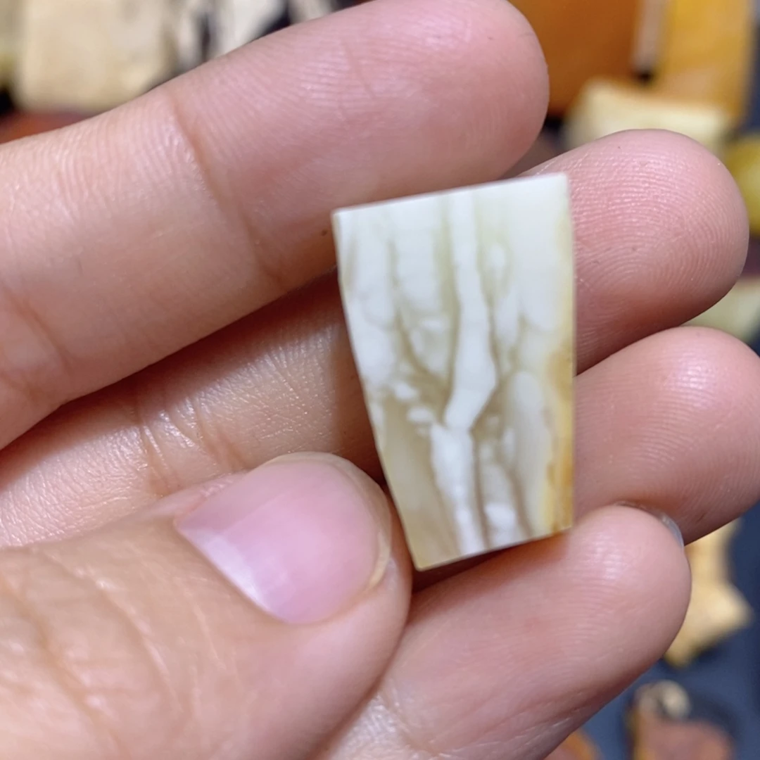 定制琥珀蜜蜡原石