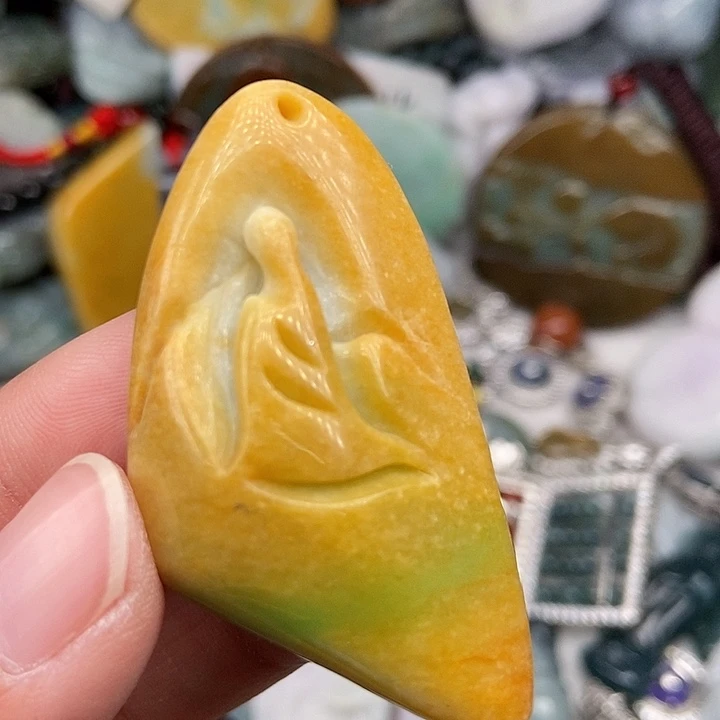 颈饰未镶嵌翡翠翡翠