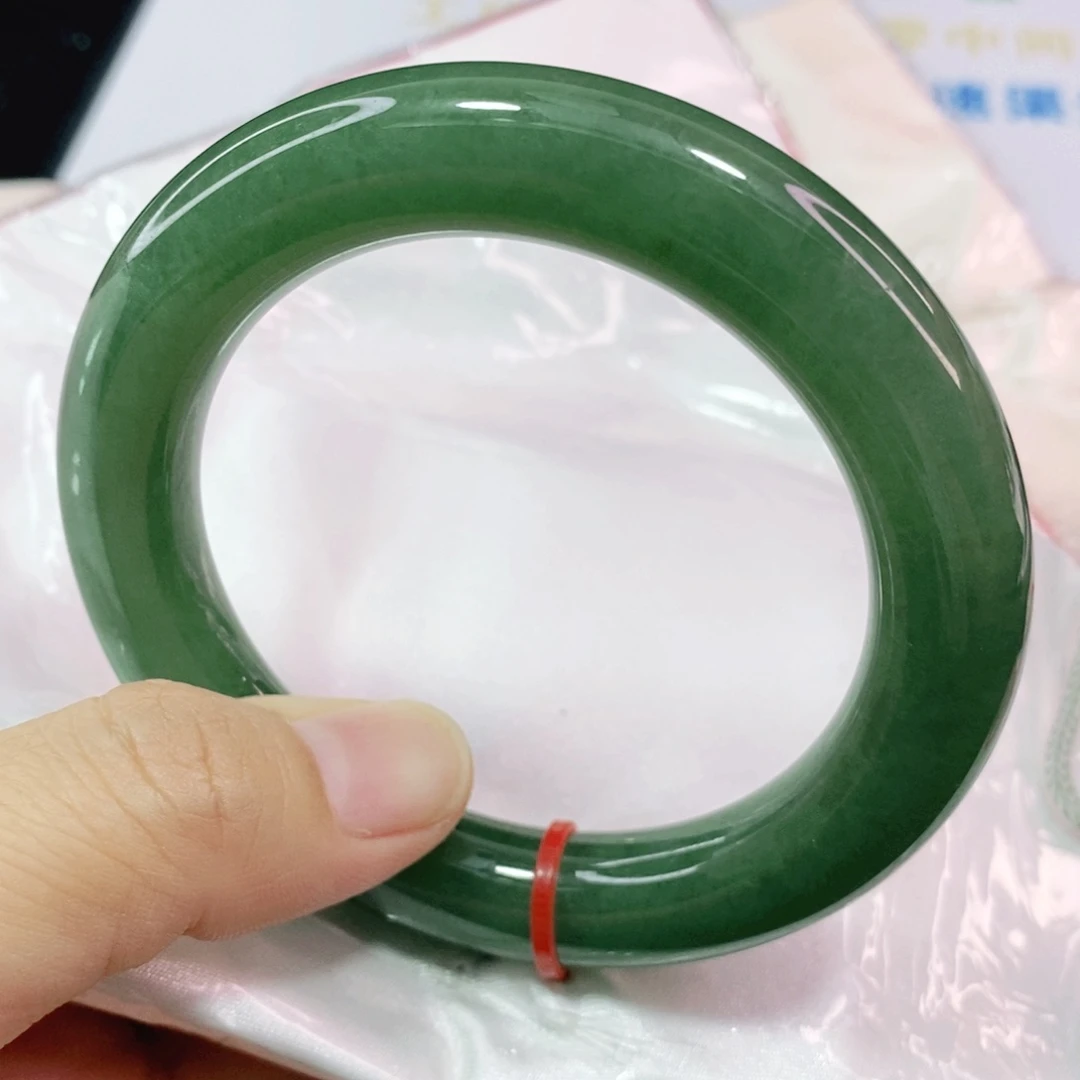 未镶嵌手镯翡翠清**?57.6圈口圆条
