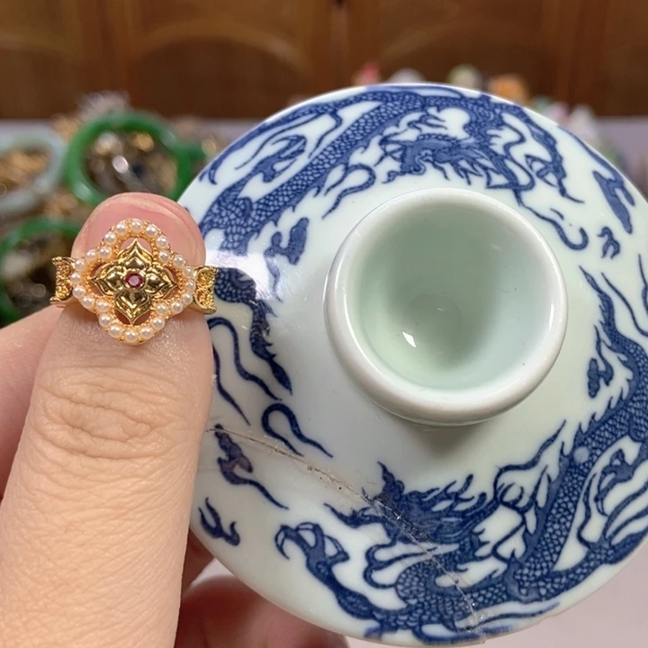瓷片不哈哈哈哈哈哈哈哈哈哈哈哈