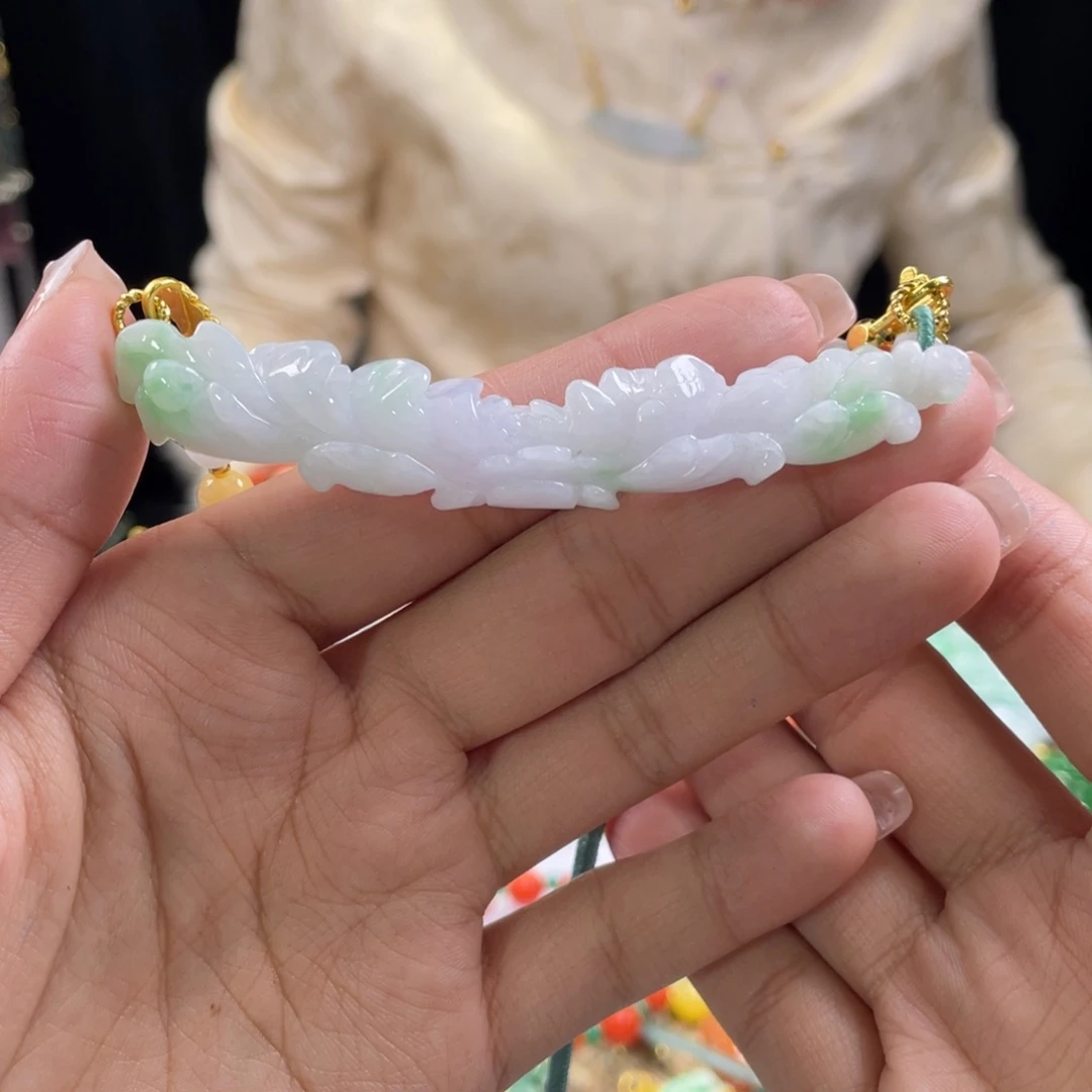 翡翠颈饰未镶嵌代编织