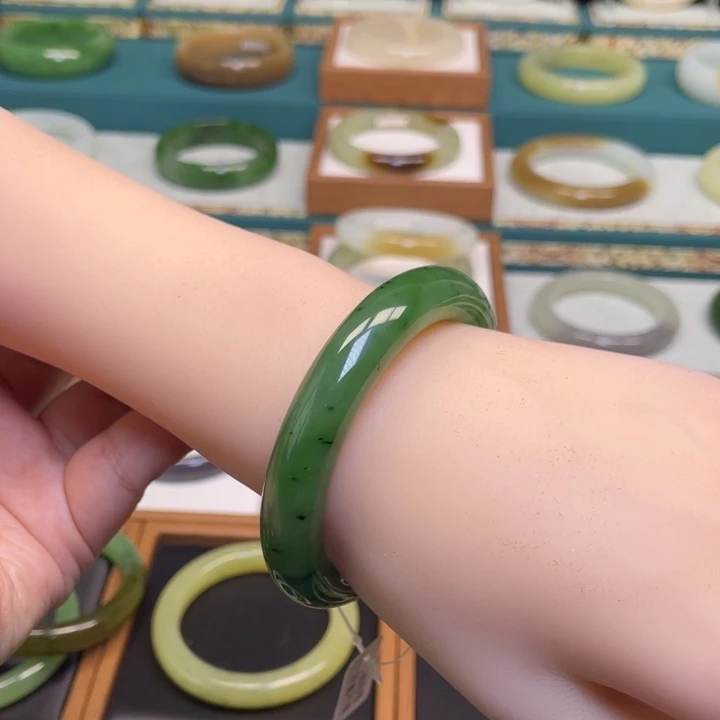 和田玉手镯未镶嵌5455