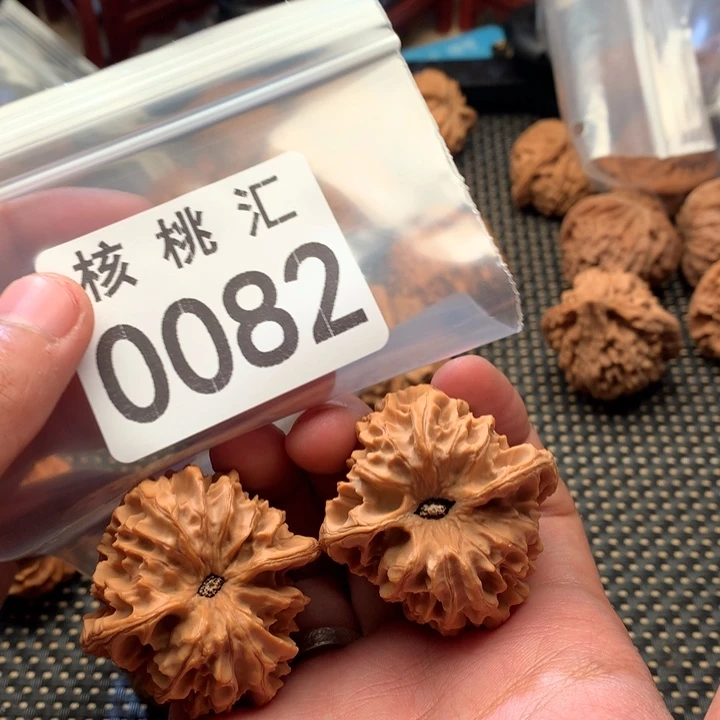 吊坠文玩核桃龙门涧