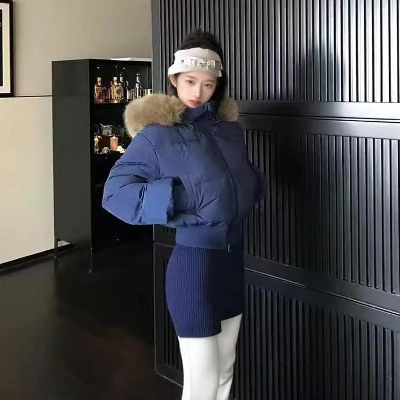 芬兰雪境 冬季毛领连帽收腰加厚短款羽绒棉服女