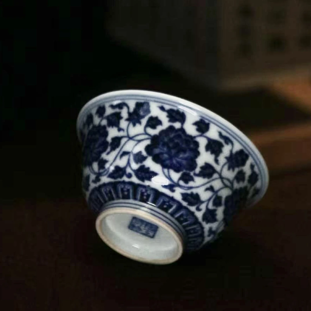 陶工待物仿明青花缠枝牡丹压手主人杯100ml