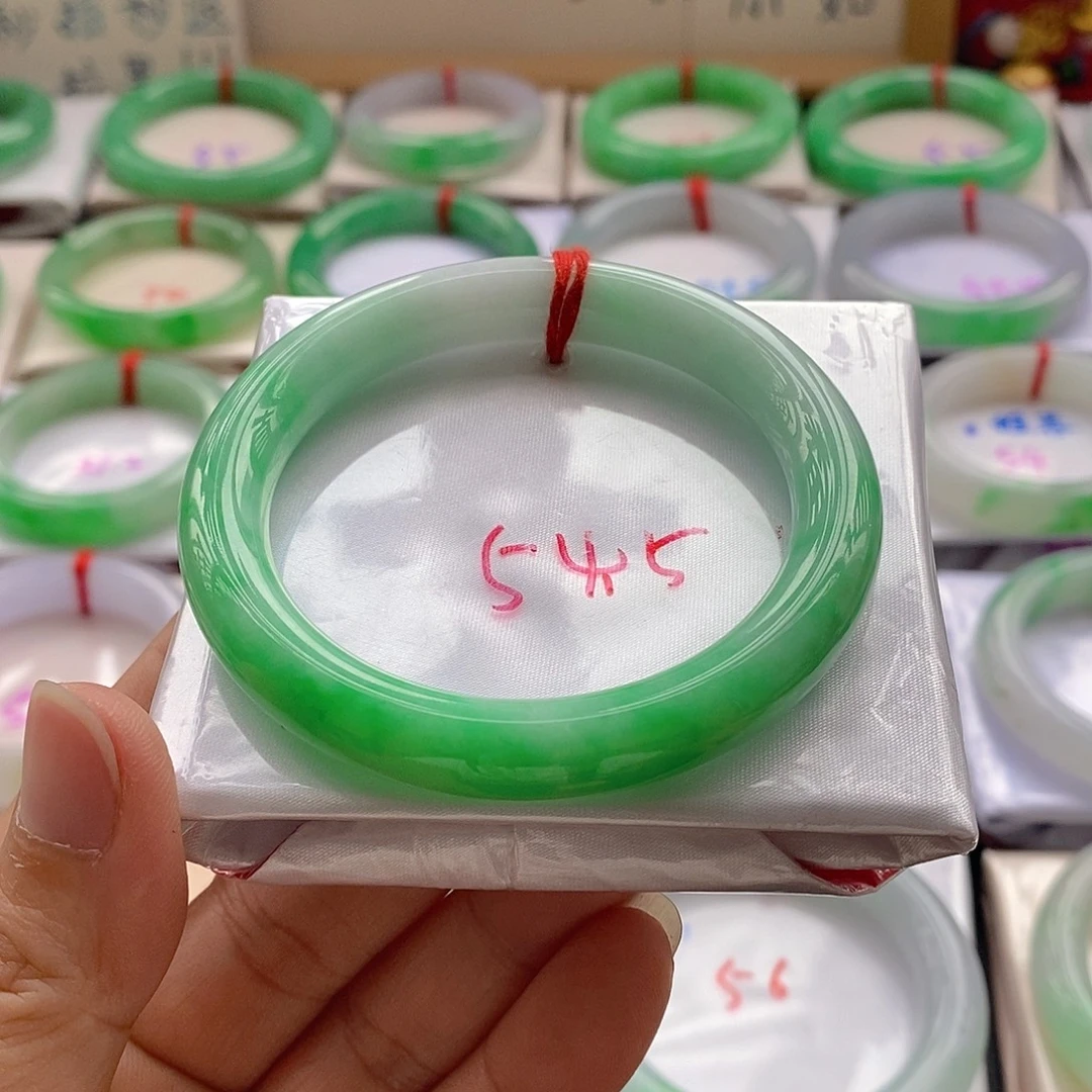 翡翠未镶嵌手镯10号