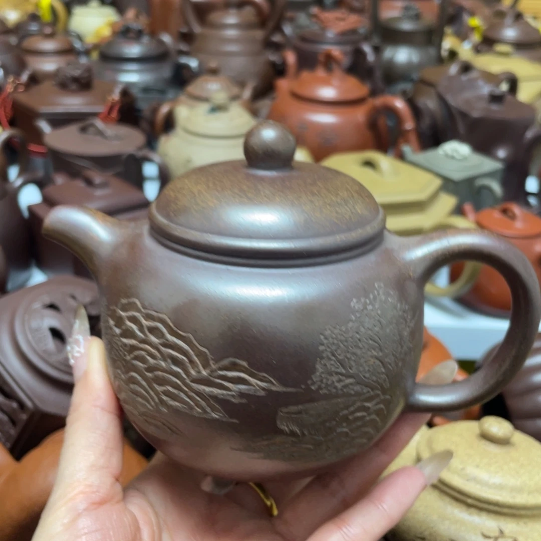 茶壶底槽青紫砂艺术作品
