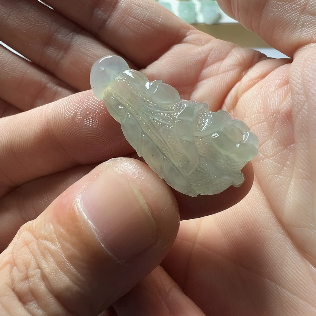 定制翡翠未镶嵌白菜