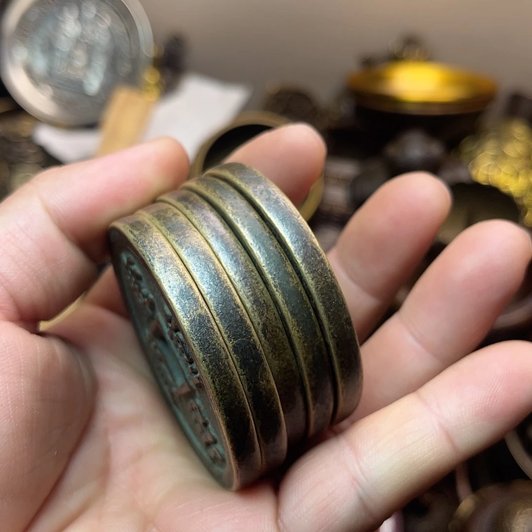 精美铜器工艺品等