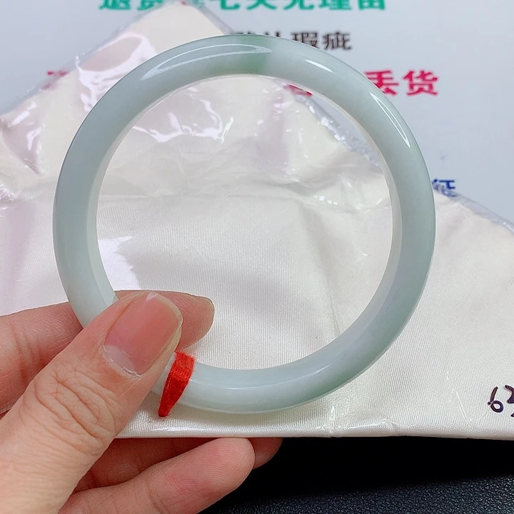 未镶嵌手镯翡翠周***6