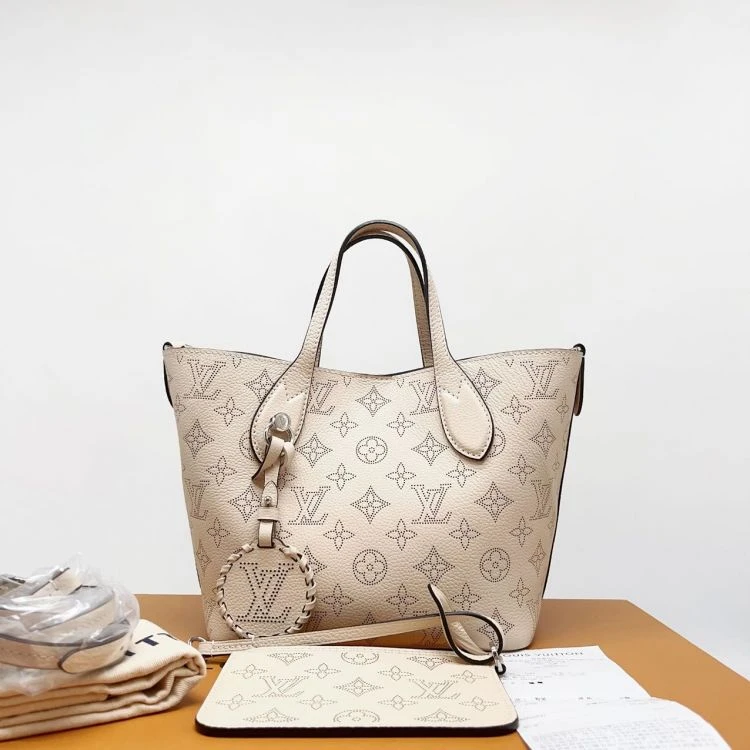 99新/路易威登/C214638793/[221121SWB]