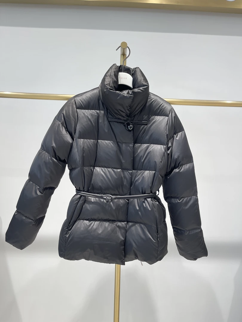 极简风纯色中长款常规立领新中式女士保暖黑色羽绒服