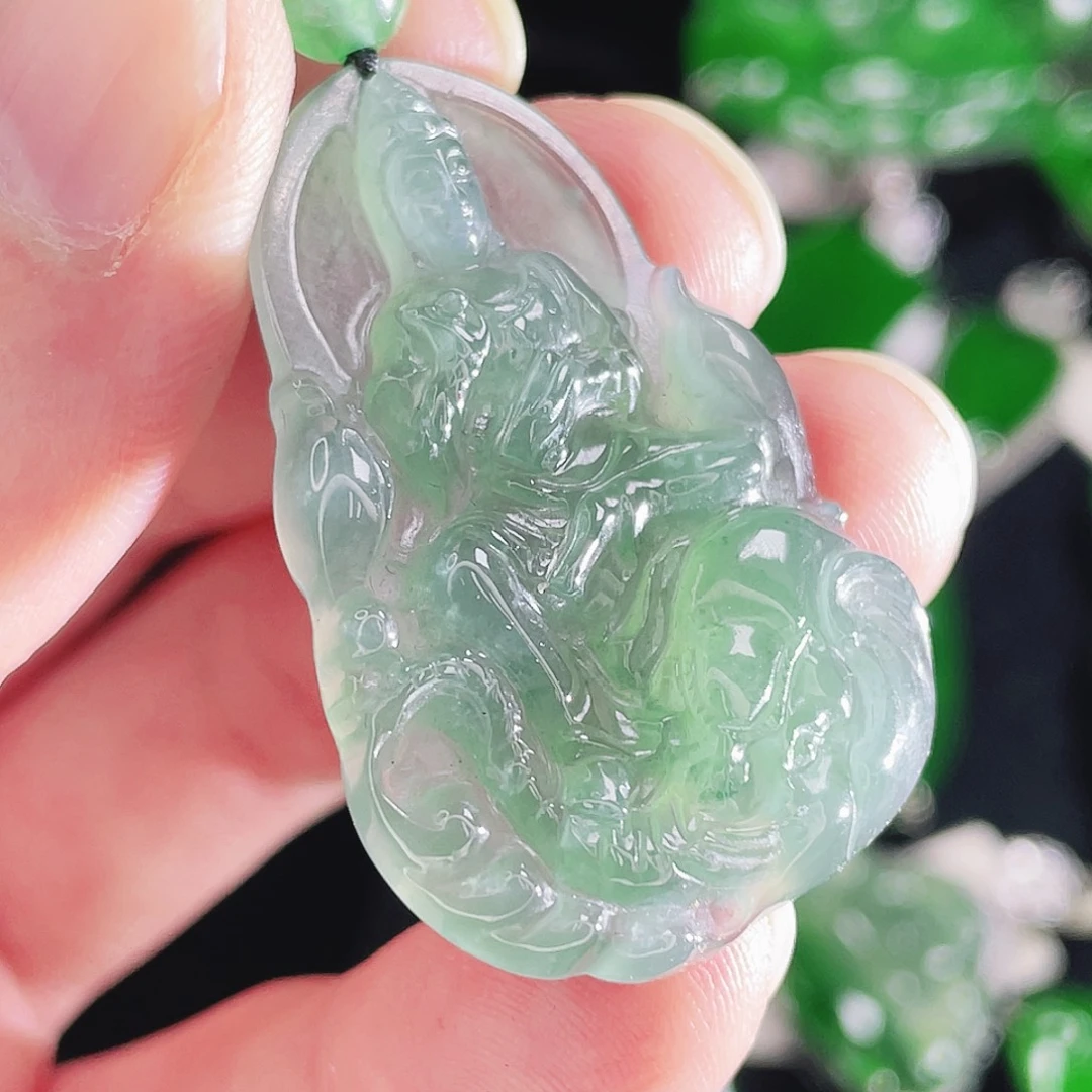 翡翠未镶嵌颈饰5，