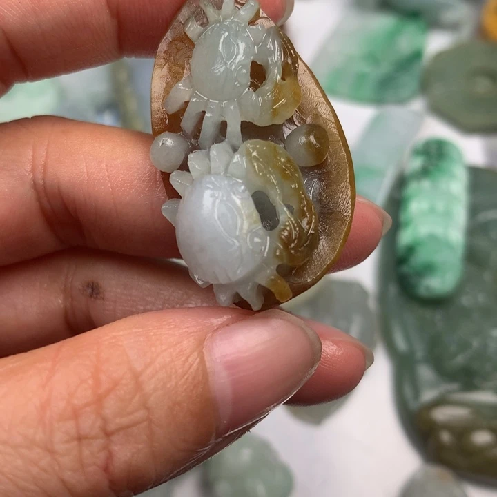 未镶嵌定制翡翠翡翠
