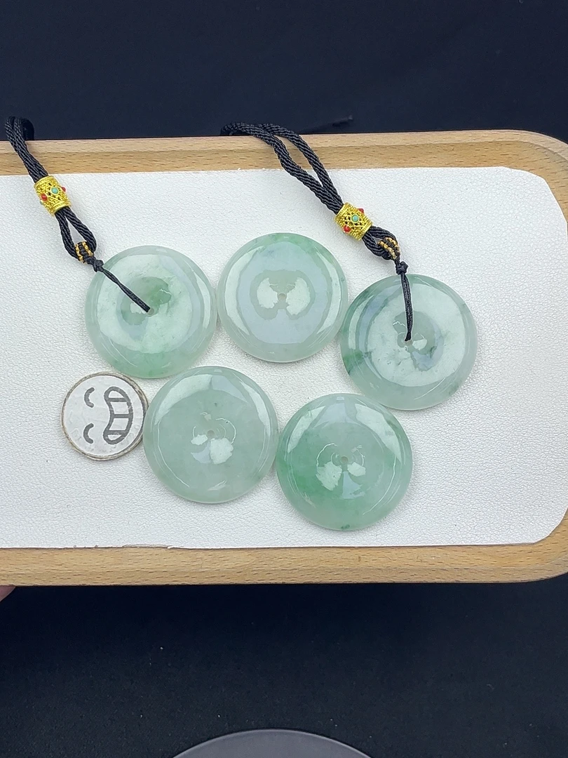Y5A016翡翠冰飘花平安扣+送同款绳子（多样性发其一）