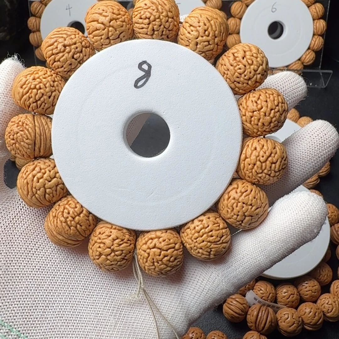 手串桃核龙鳞苹果