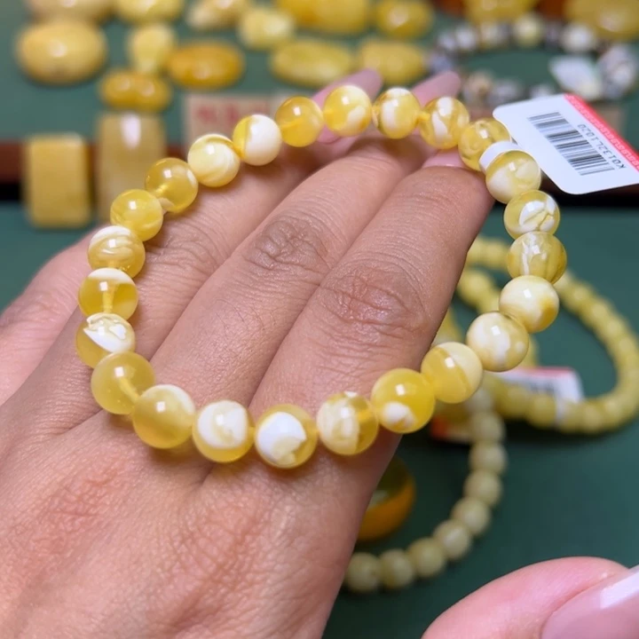 蜜蜡未镶嵌珠宝奇石