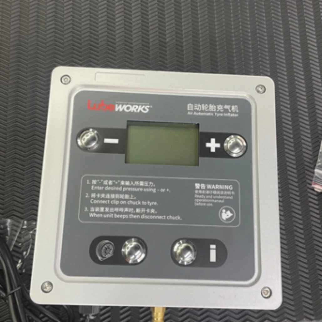 汽修专用轮胎充气机工具汽保工具打气气泵汽修工具电子充气