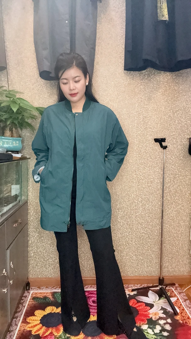 短款夏季女短外套常规立领保暖黑色女装纯色女款休闲上衣女士