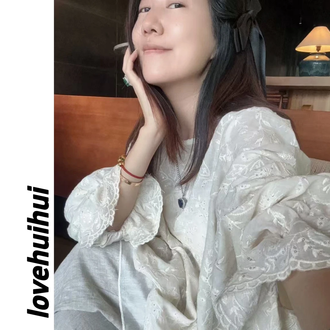lovehuihui《老钱风的高级感》亚麻刺绣花朵设计感亮片上衣