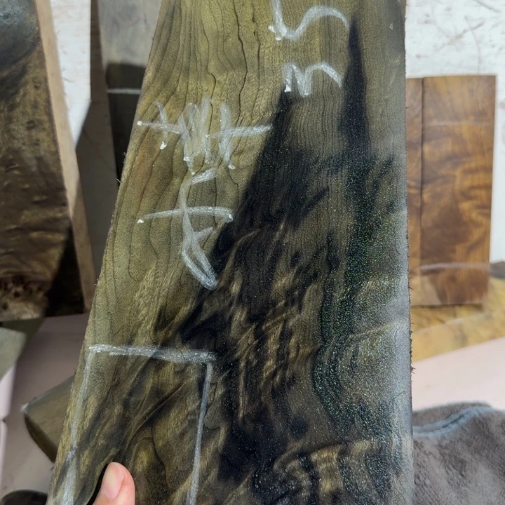 小***8金丝楠木花纹小料35