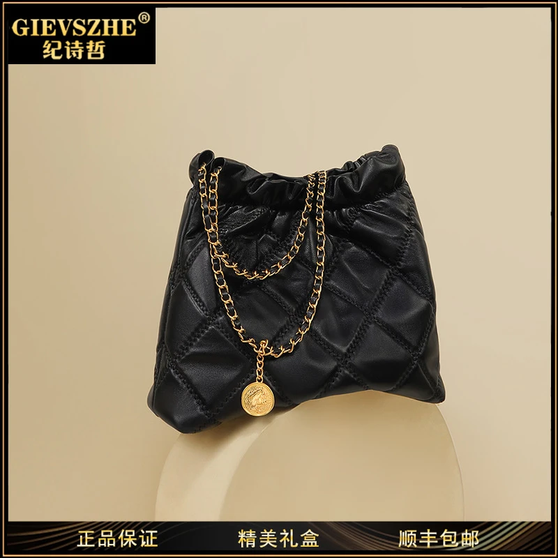 纪诗哲简约百搭包包女款爆款2025新款时尚气质斜挎包高级感小方包