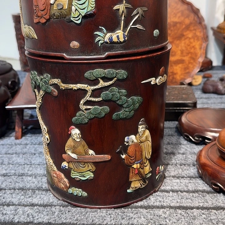 用***8工艺品的销售收入达到