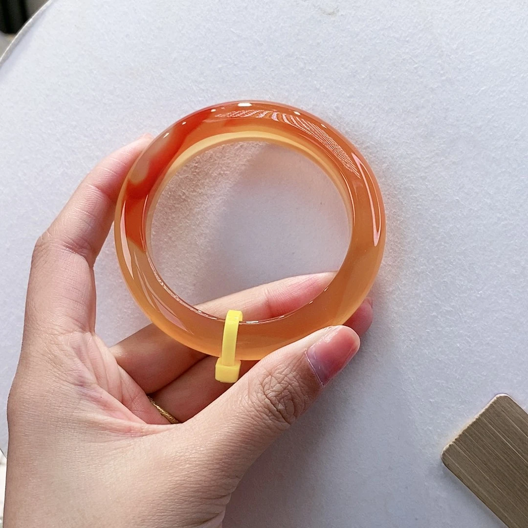 手镯玛瑙/玉髓未镶嵌58