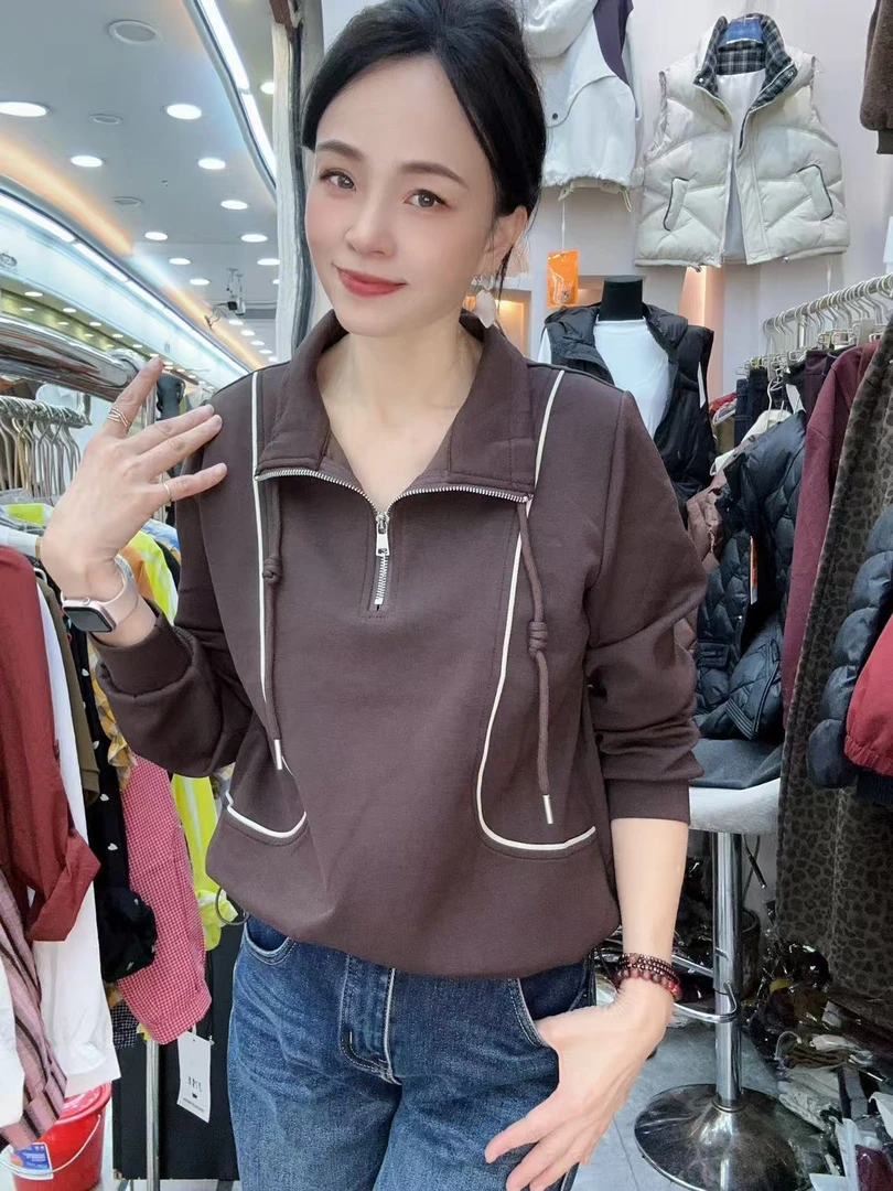 【秀家】秋冬翻领卫衣特色拼接秋冬设计感