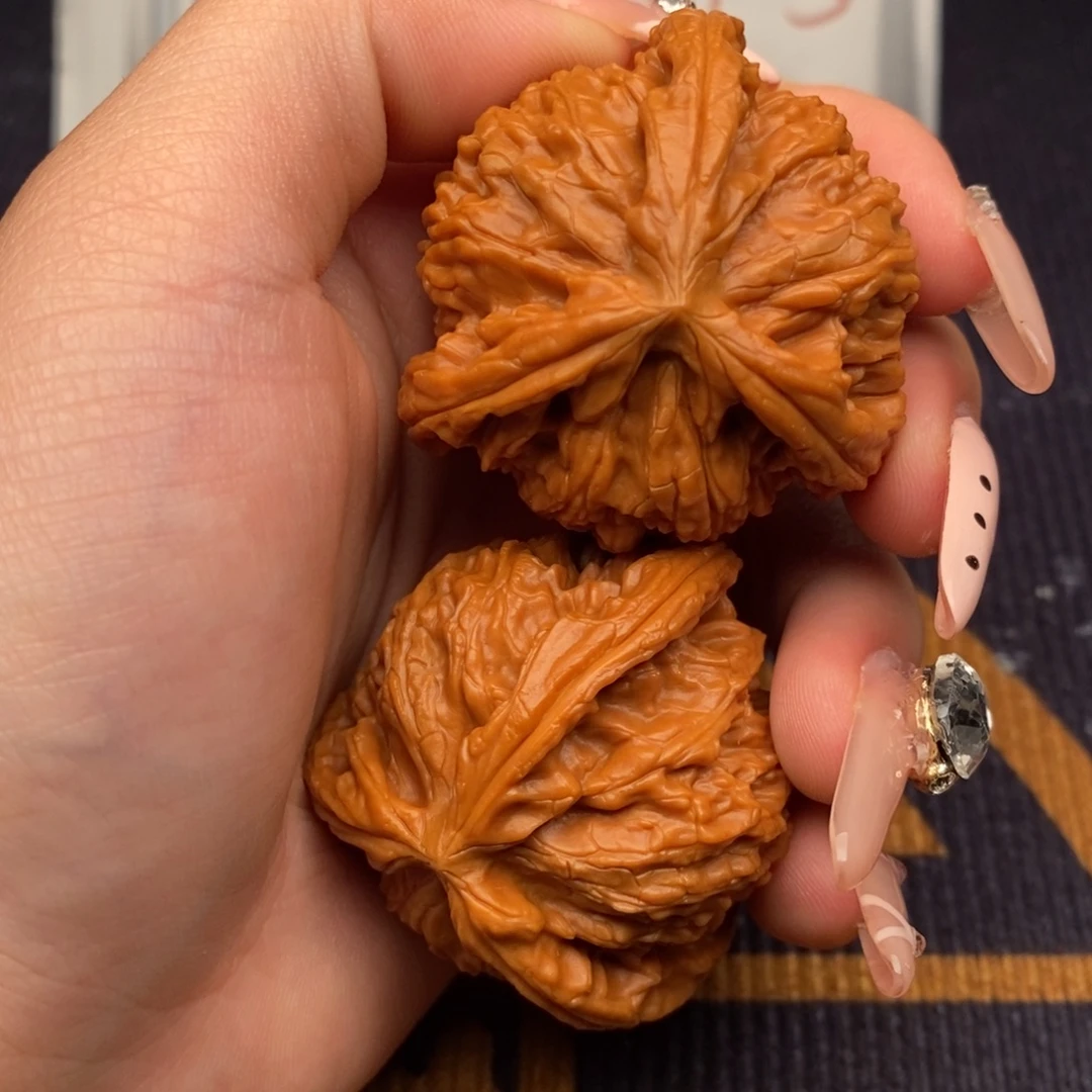 万***兽文玩核桃吊坠白狮子