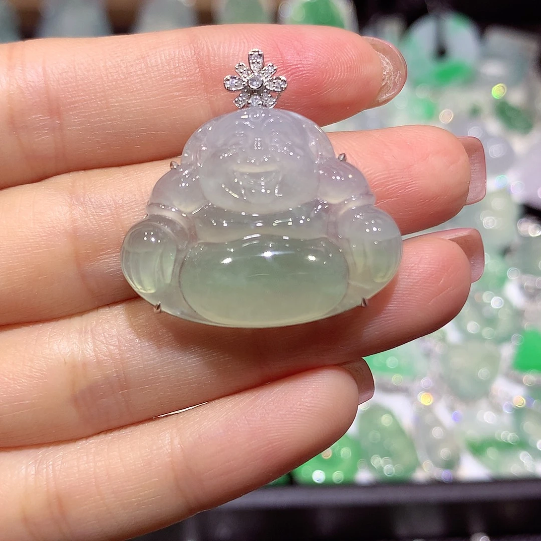 翡翠18K金镶嵌颈饰佛