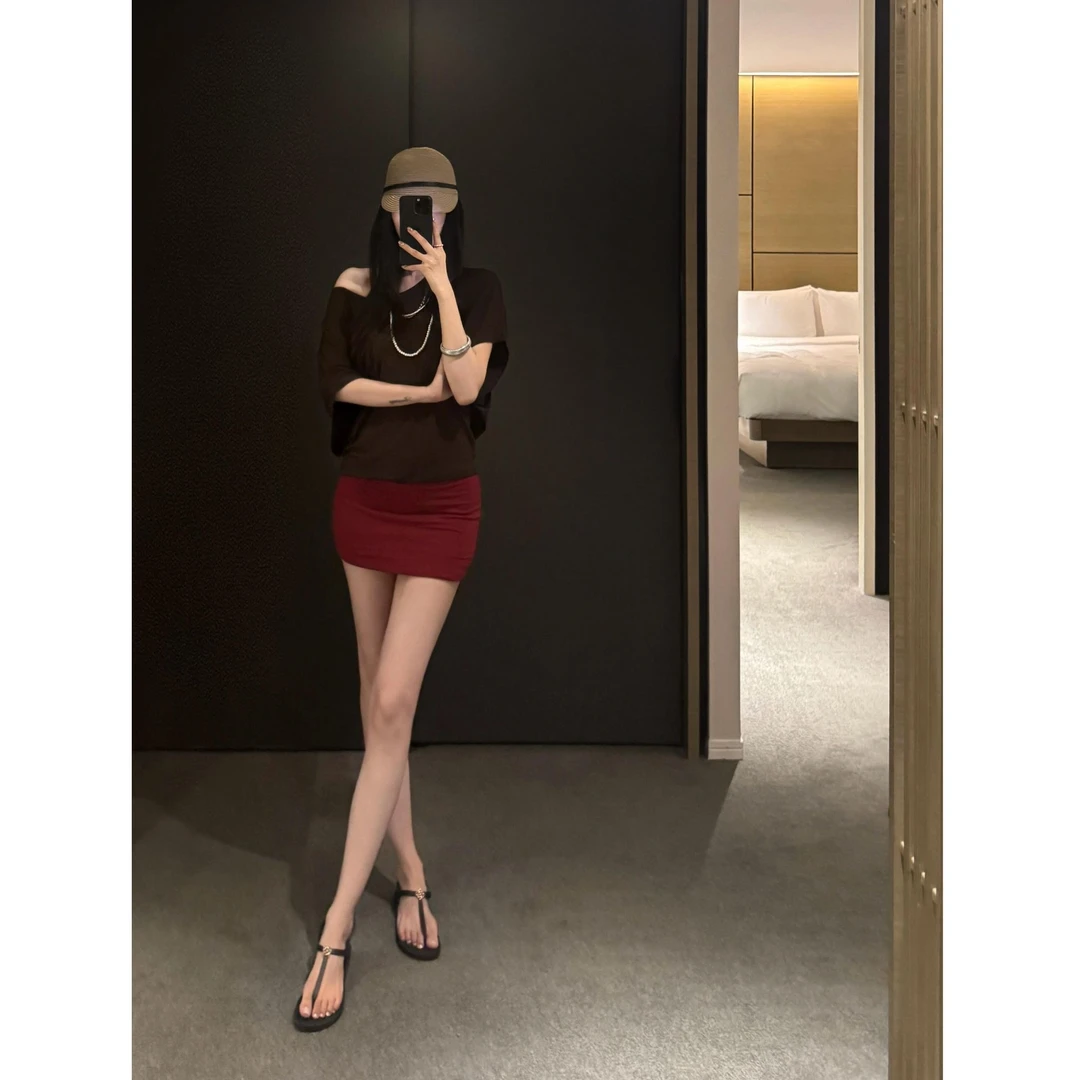 【清冷御姐】韩系气质女神2025早秋新款懒慵露肩上衣配包臀短裙套装