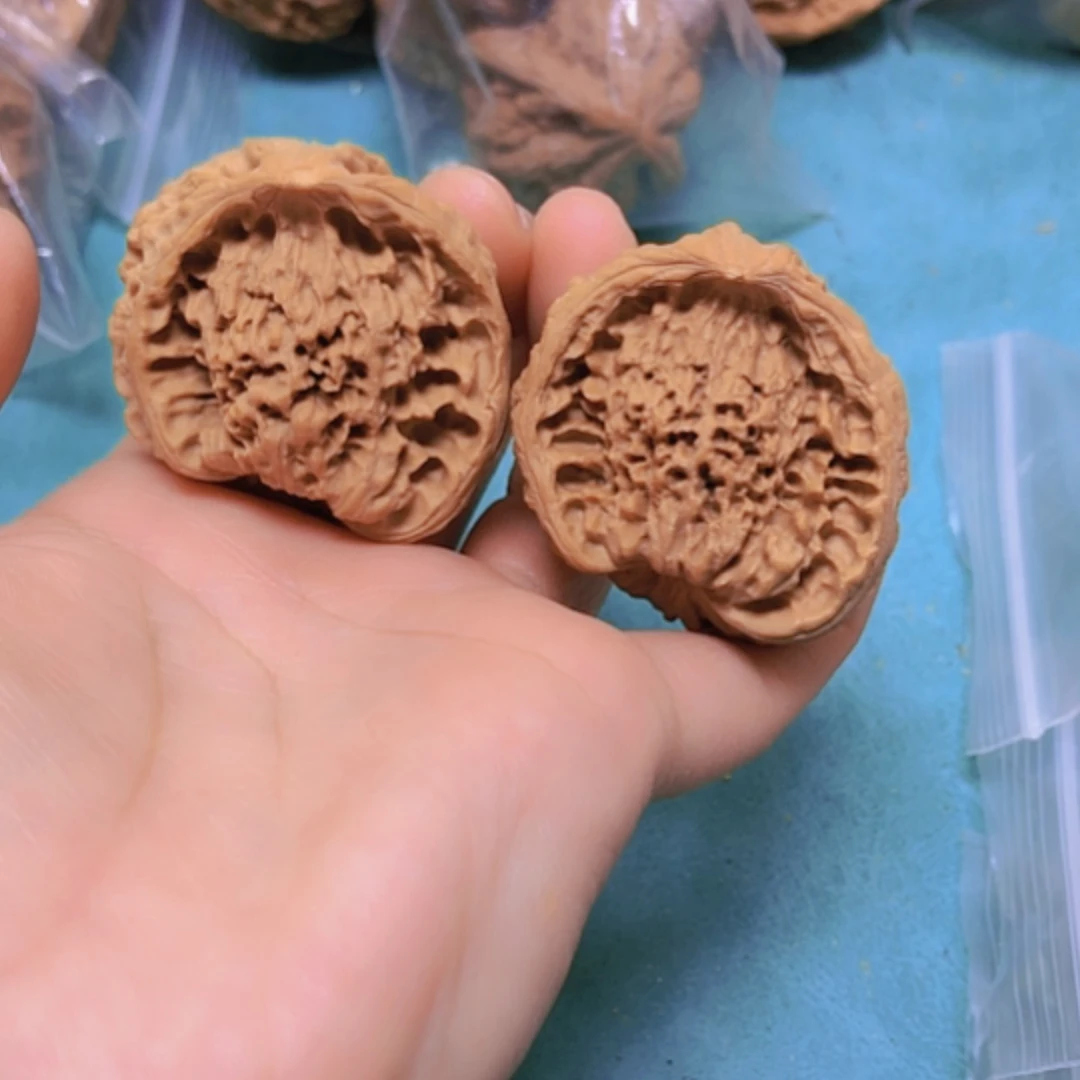【闪购商品】把件核桃38蛇头有修