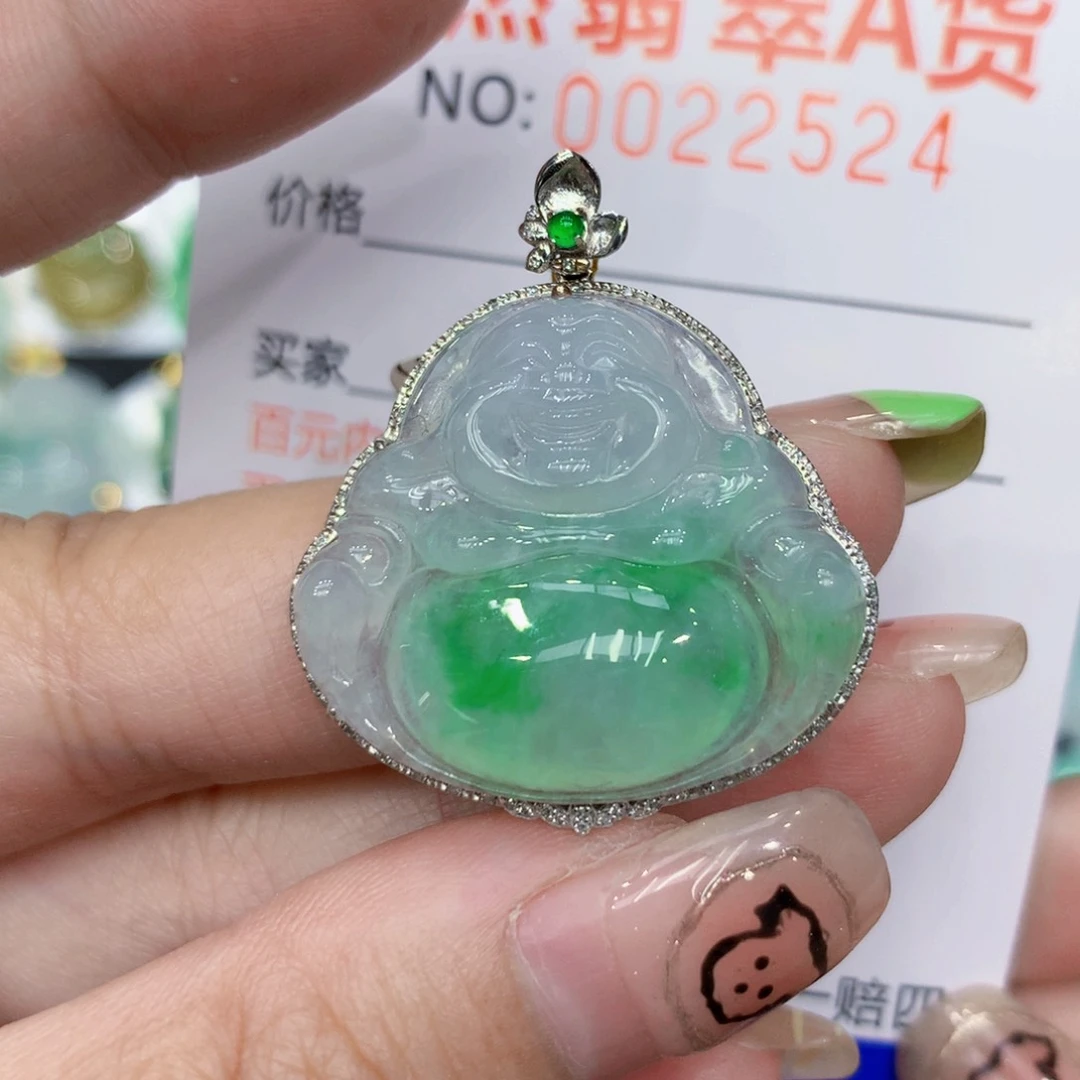 翡翠18K金镶嵌颈饰88888888