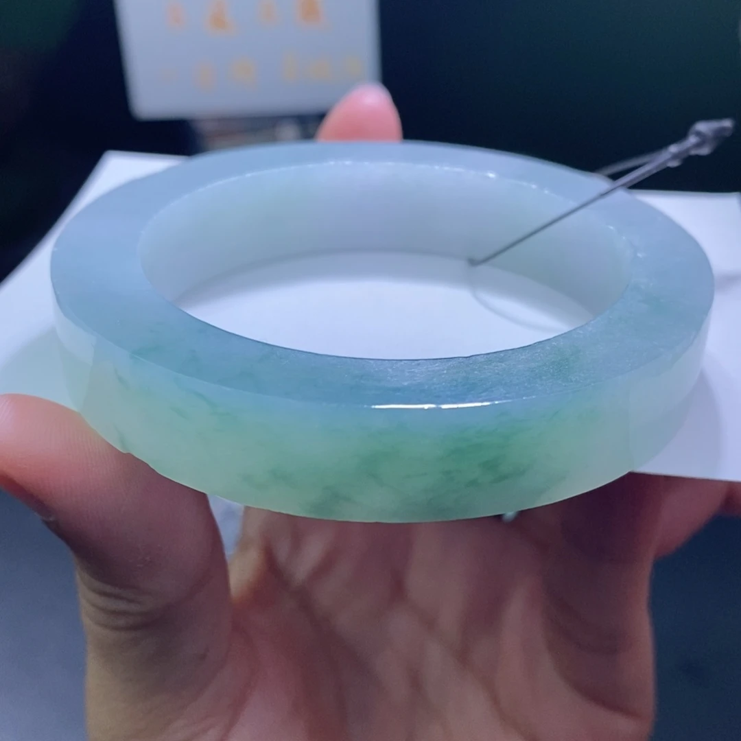 未镶嵌翡翠定制翡翠