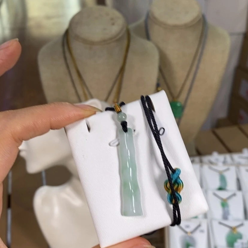 【闪购商品】颈饰未镶嵌翡翠