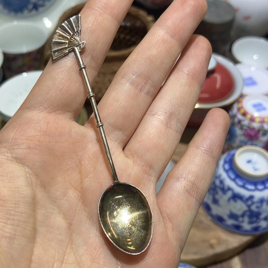 如***笙陶瓷艺术品的制作