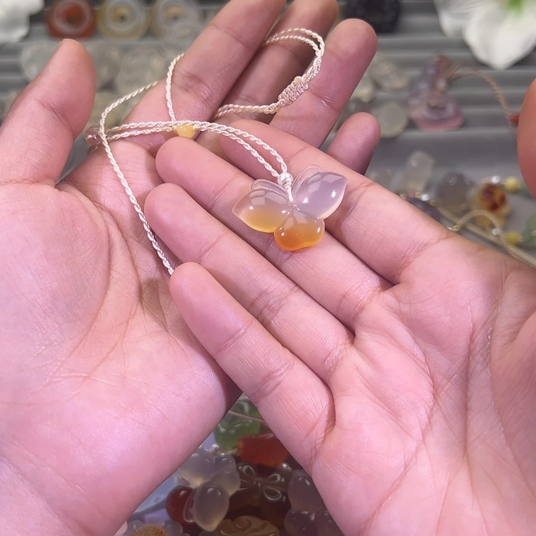 玛瑙/玉髓颈饰未镶嵌安*贝