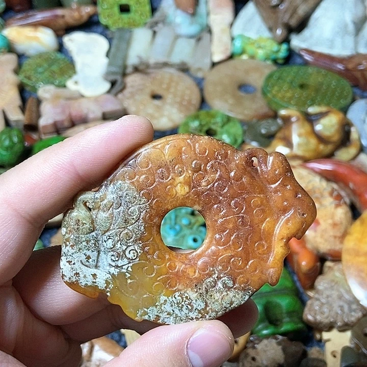 和田玉未镶嵌颈饰74