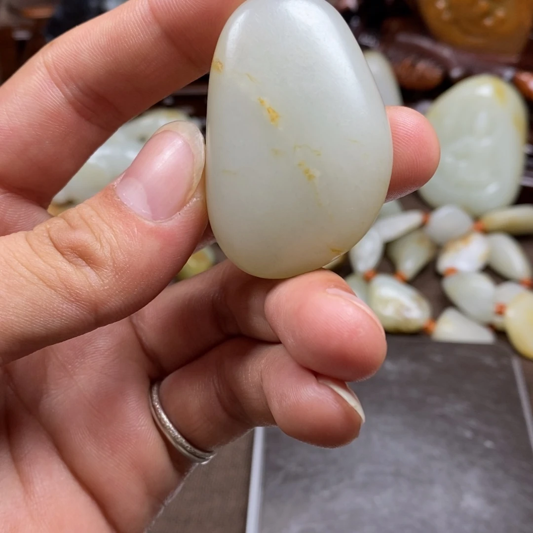 和田玉未镶嵌挂件