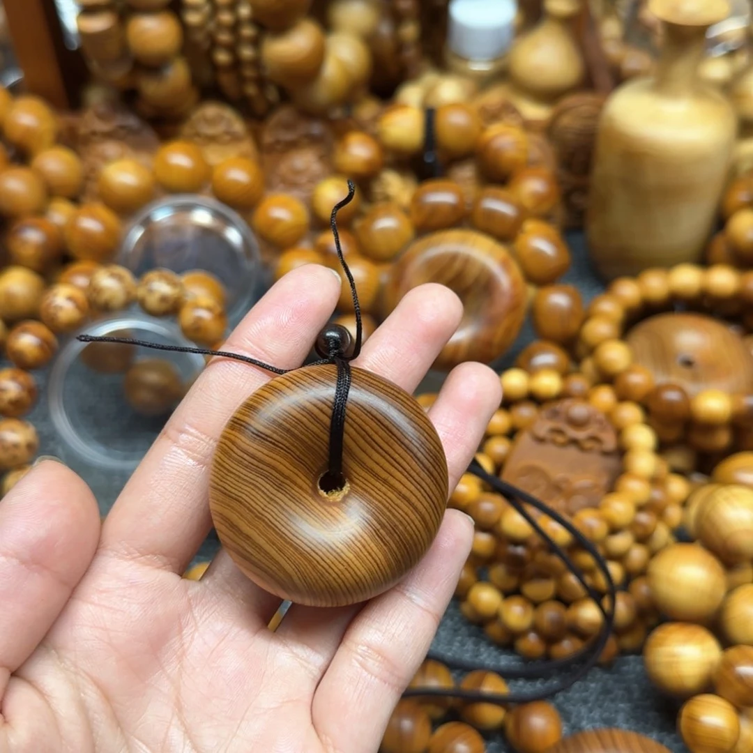 柏木张*森太行崖柏平安扣