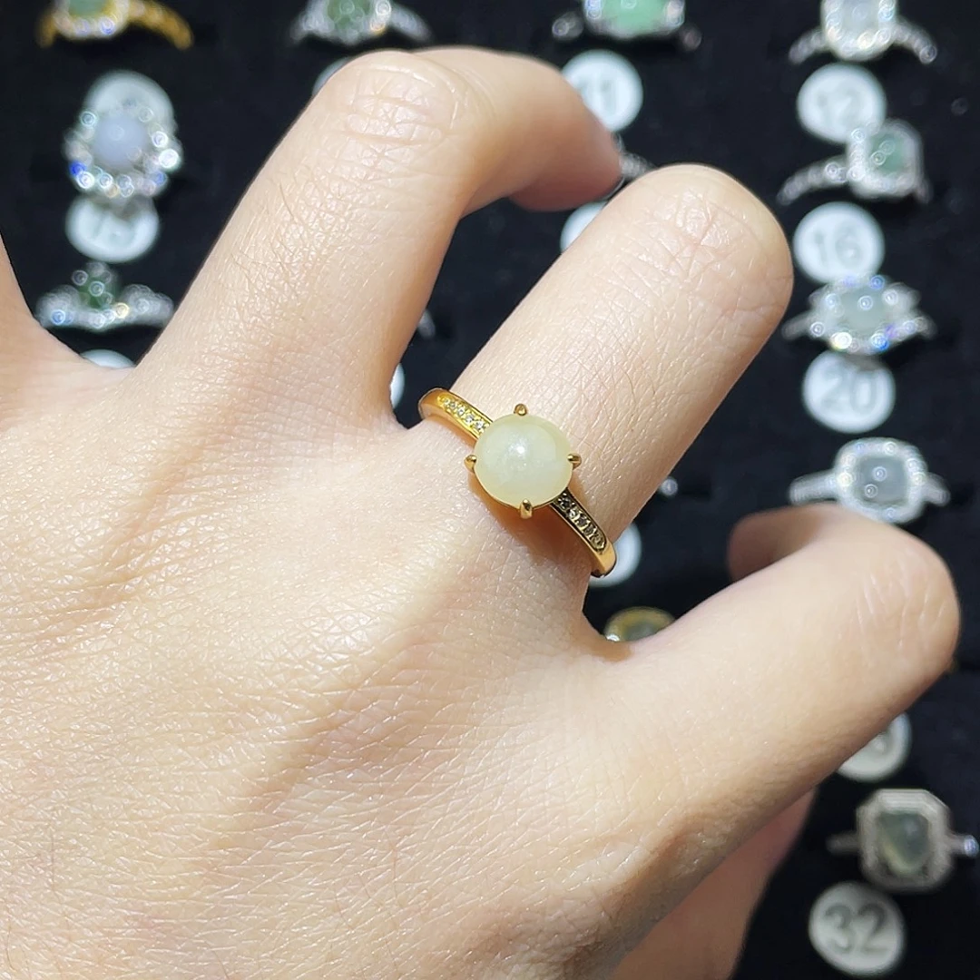 翡翠未镶嵌戒指戒指