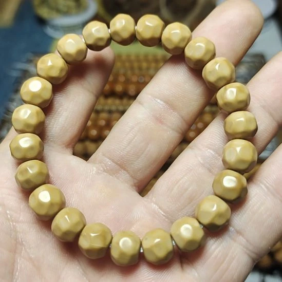 猴头核桃吊坠奶酪