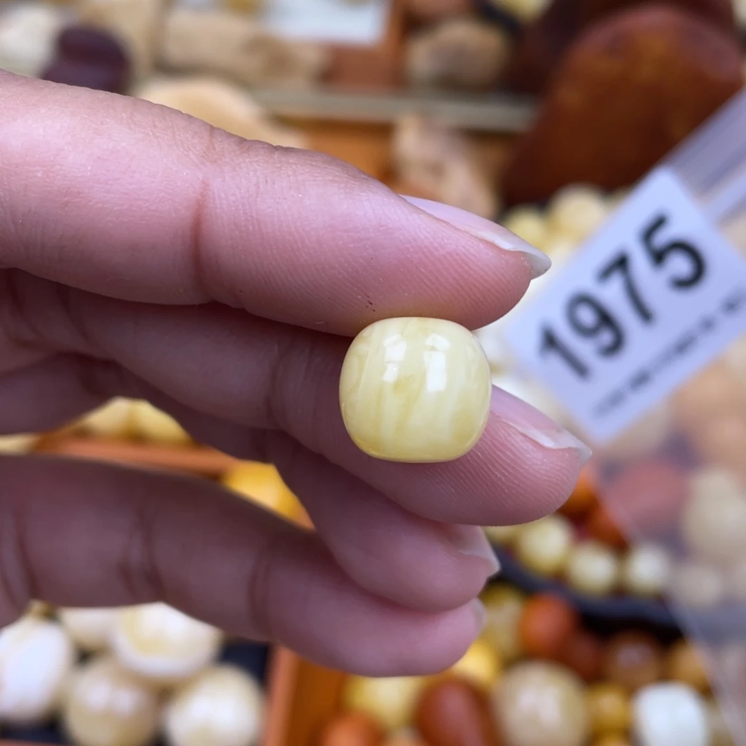 未镶嵌蜜蜡珠宝奇石12