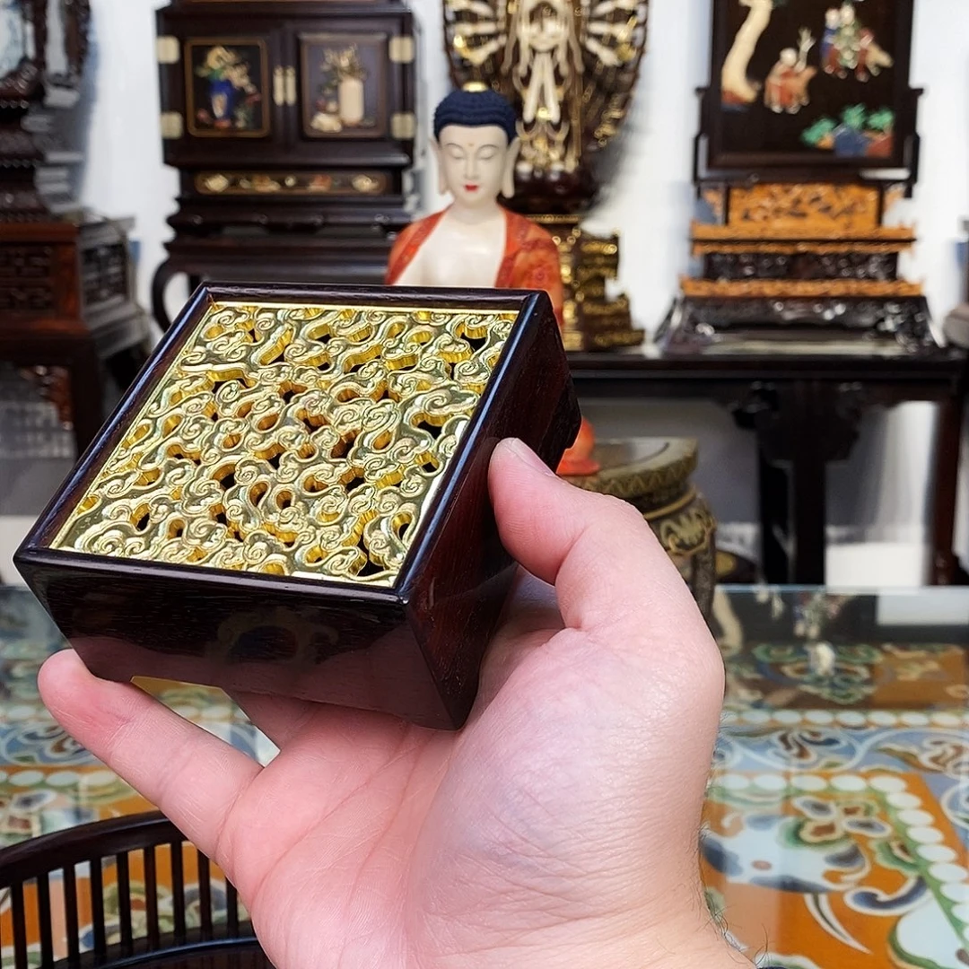 紫檀木类成套家具小叶紫檀香盒